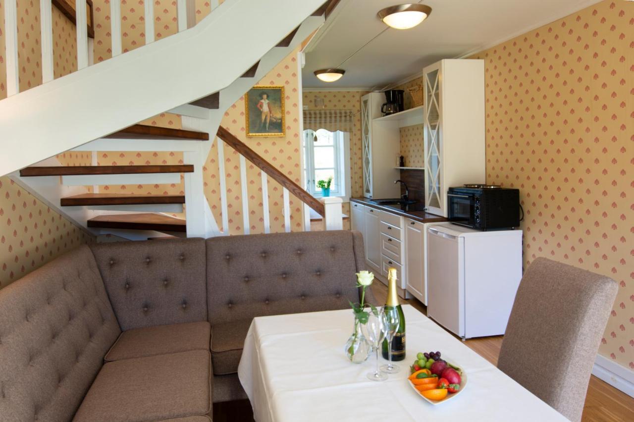 Færvik Arendal Herregaard Sommerstuer & Leiligheter מראה חיצוני תמונה